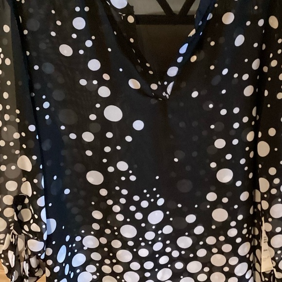 Made by Scapa, stunning black/ white bubbles print 100% polyester tunic - Picture 2 of 7